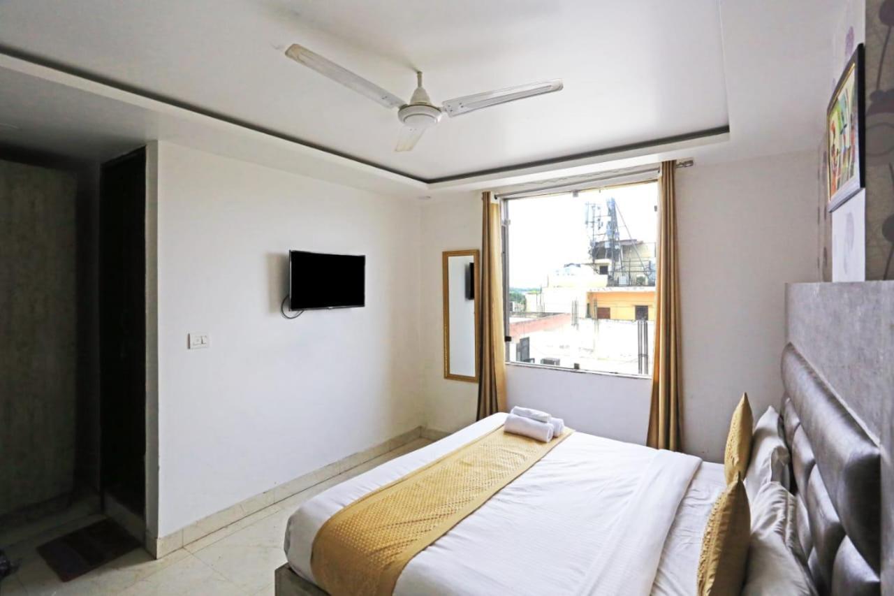 Hotel Broadway Near Delhi Airport Nova Deli Exterior foto